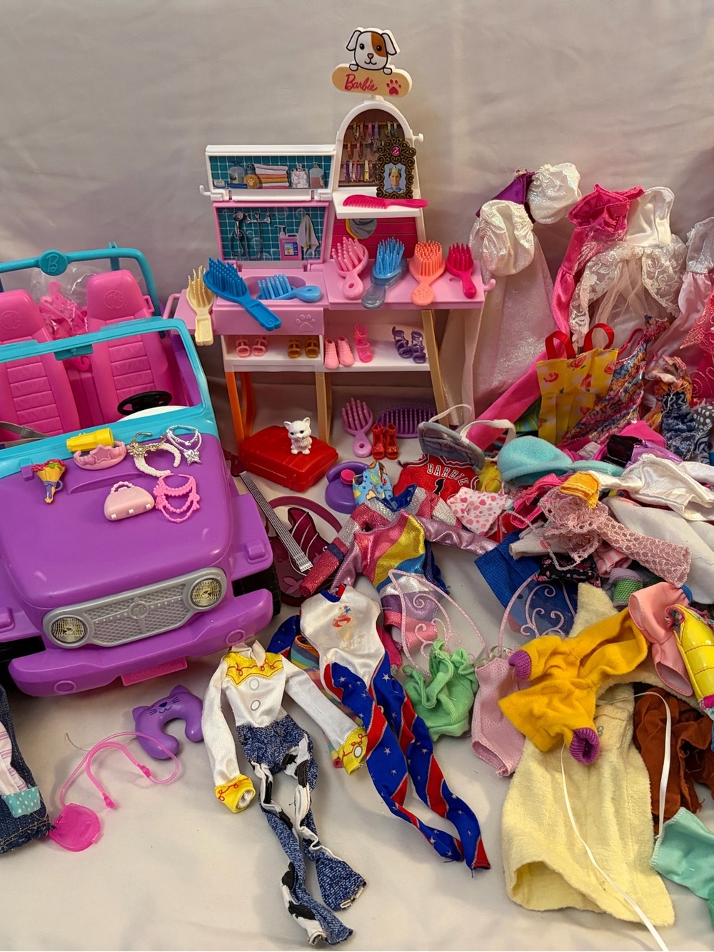 Barbie Purple & Pink Convertible with Fashion Accessories and Playset